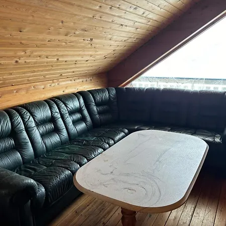 度假居 7 Person In *